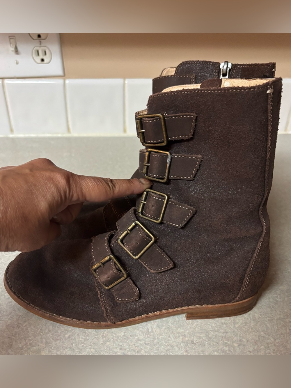 Olukai Elima Brown Leather Buckle Outdoor Preppy Fisherman Side Zip Boots 6